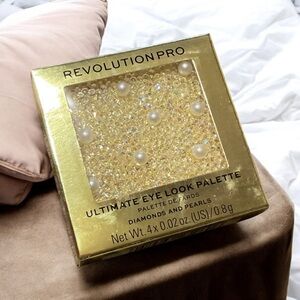 REVOLUTION PRO ULTIMATE EYE LOOK PALATTE Diamonds & Pearls